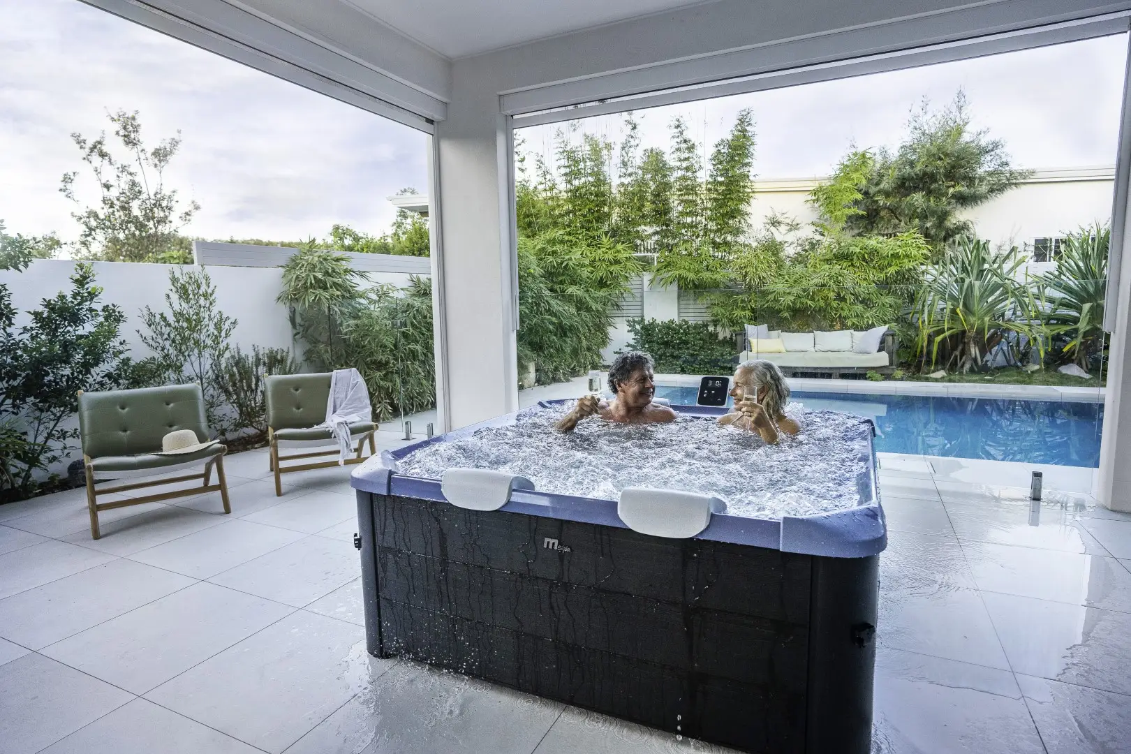 MSpa Whirlpool Oslo Saphire, 160x160x65cm