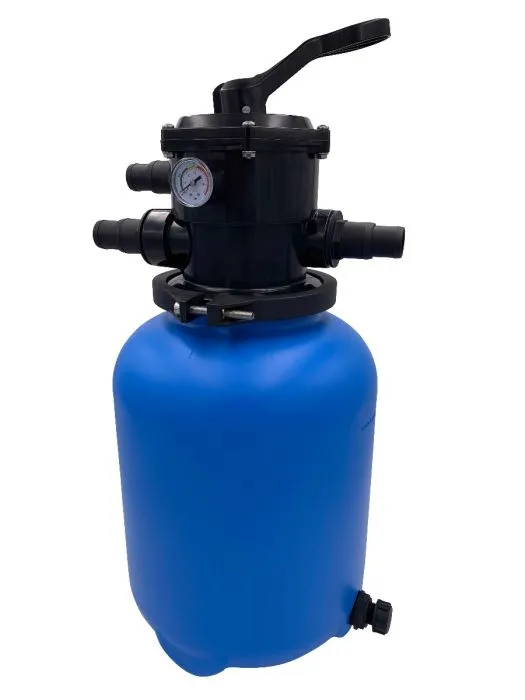 Der OKU Sandfilterbehälter mit 6-Wege-Top-Mount Ventil ermöglicht eine effiziente Poolfiltration und ist in verschiedenen Größen erhältlich.