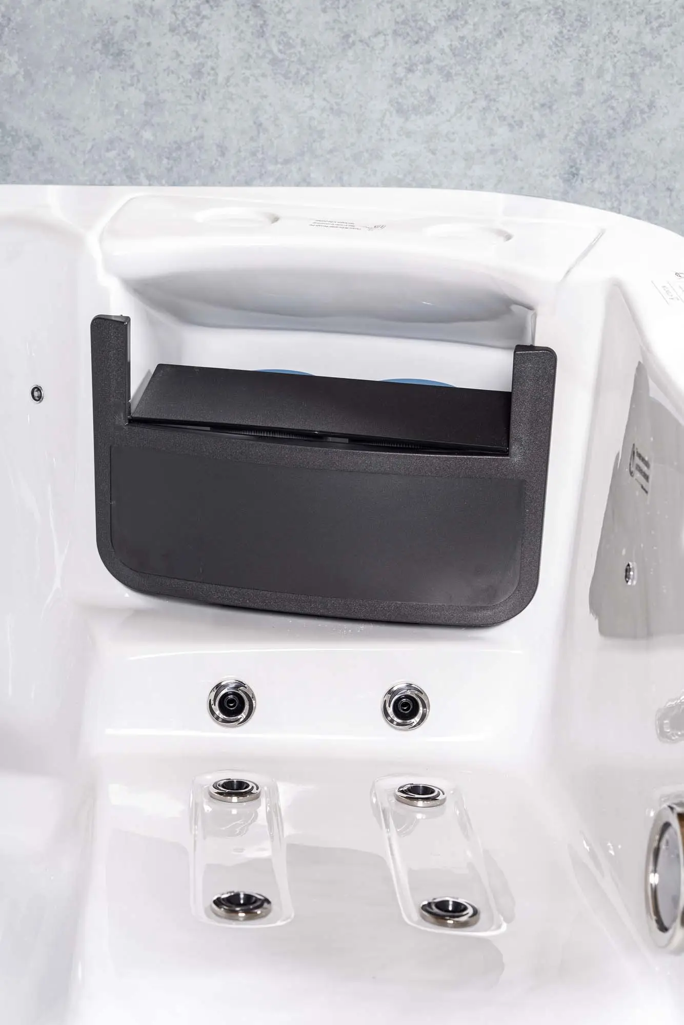 American Outdoor Whirlpool Milano Sterling Silver / Grey