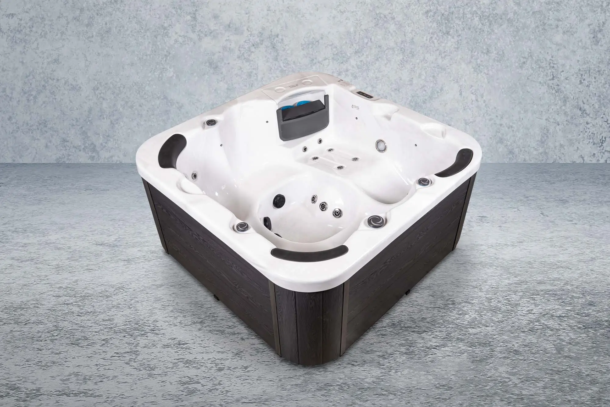 American Outdoor Whirlpool Milano Sterling Silver / Grey