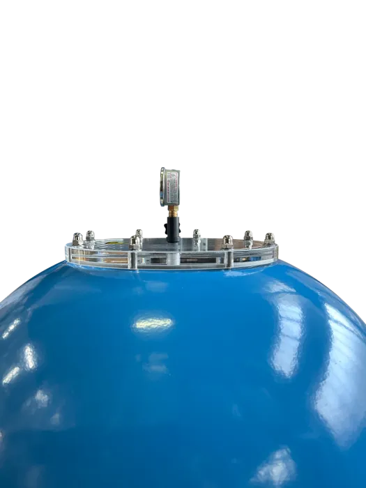 Der GFK-Filterkessel Atlantica mit 6-Wege-Side-Mount-Ventil bietet eine langlebige und effiziente Poolfiltration für kristallklares Wasser.